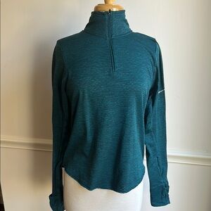 Nike dri fit cold weather Running 1/4 zip Green small EUC